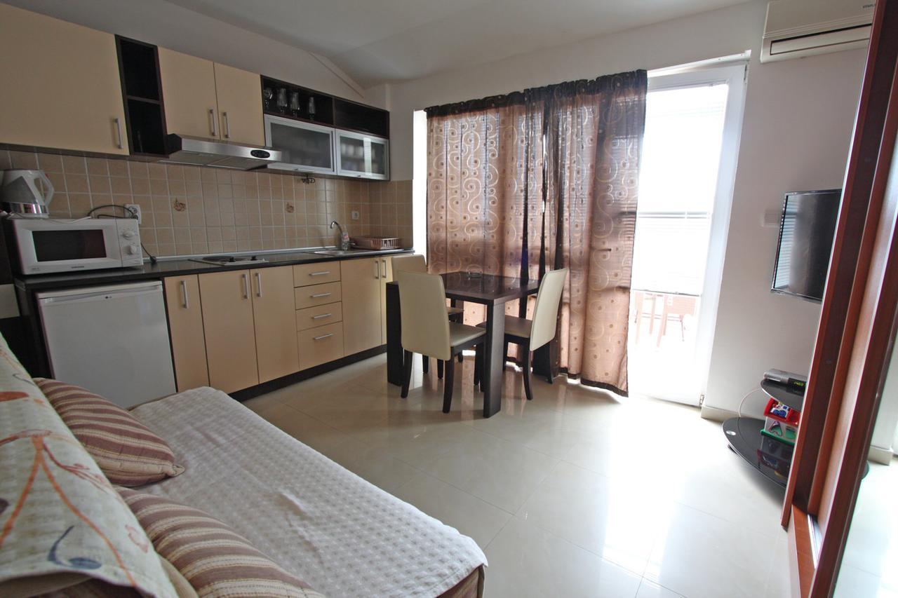 Apartmani Irena Petrovac 外观 照片